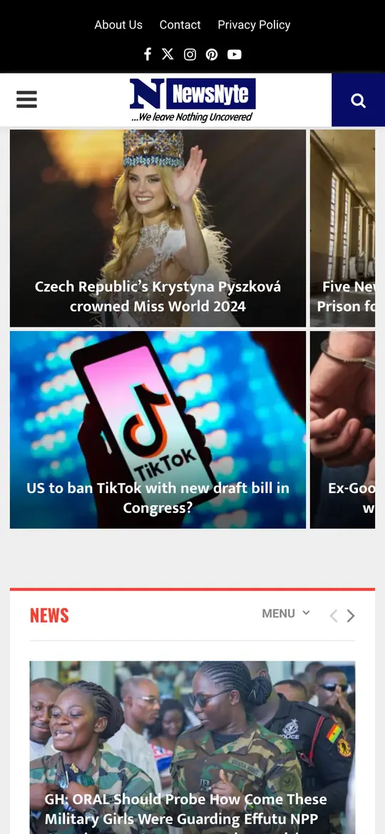 NewsNyte on phone